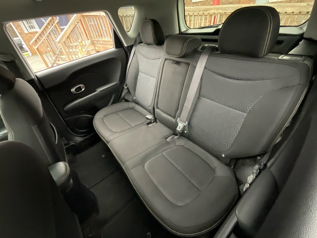 2015 Kia Soul Image 28