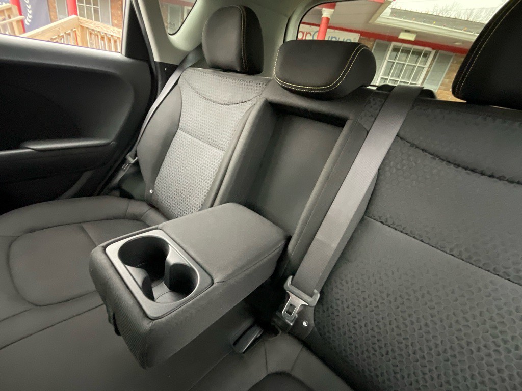 2015 Kia Soul Image 32