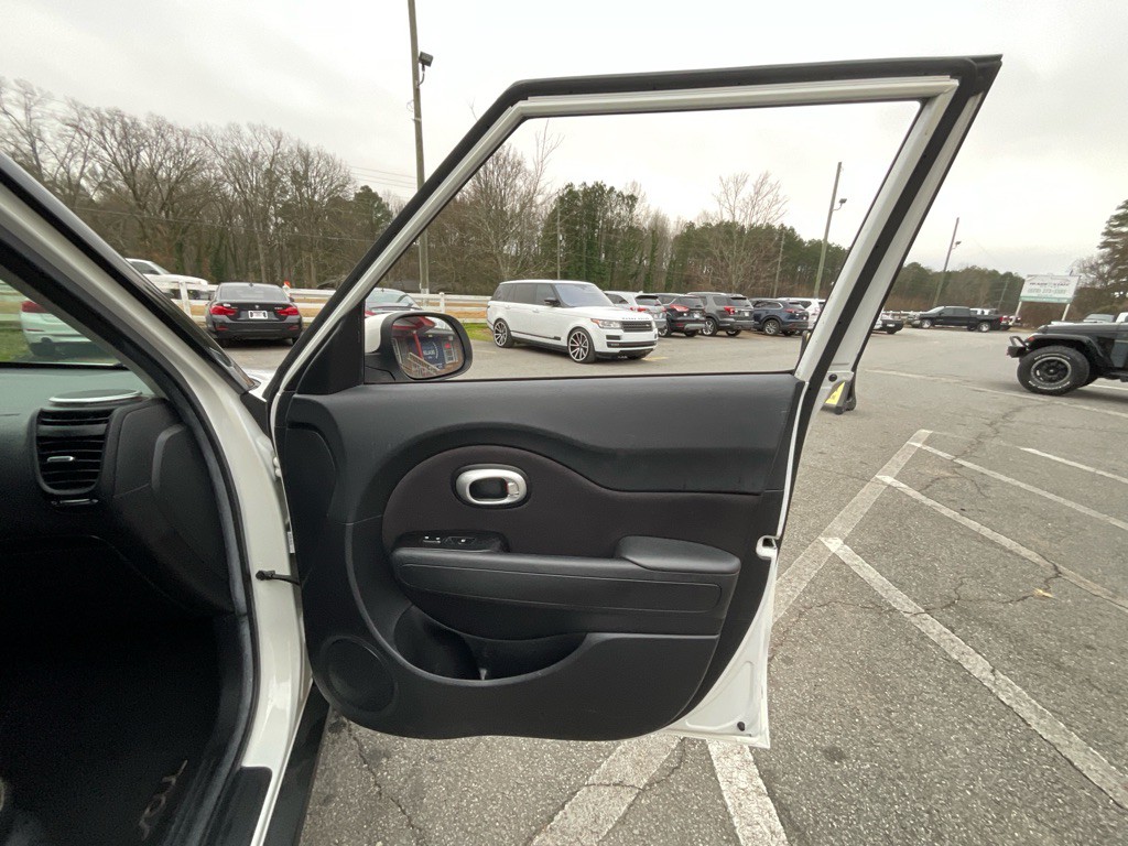 2015 Kia Soul Image 42