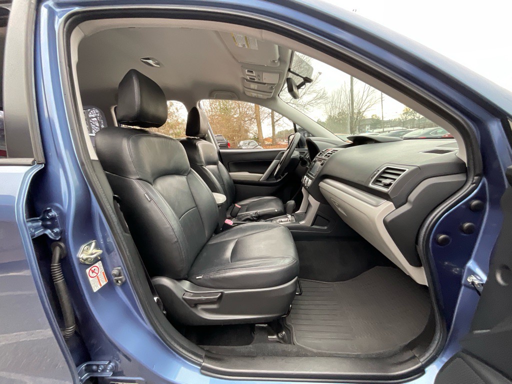 2018 Subaru Forester Image 17