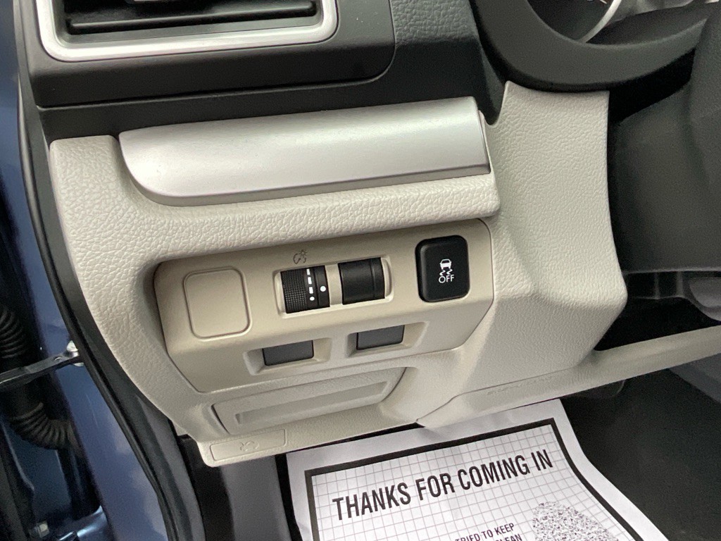 2018 Subaru Forester Image 40