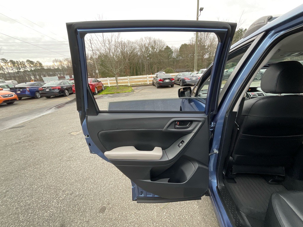 2018 Subaru Forester Image 41