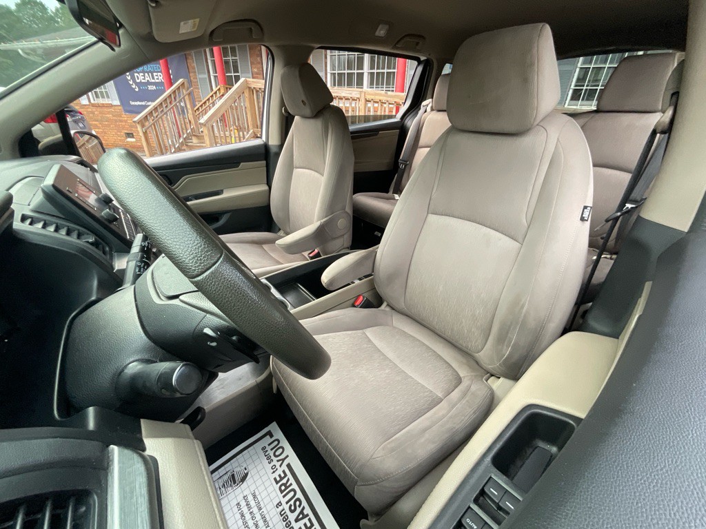 2018 Honda Odyssey Image 15
