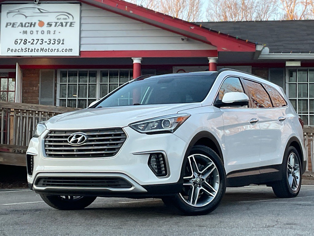 2017 Hyundai Santa Fe Image 1