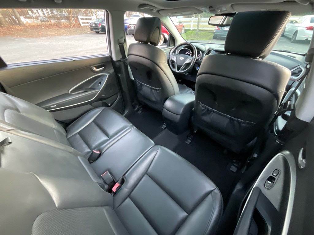 2017 Hyundai Santa Fe Image 33