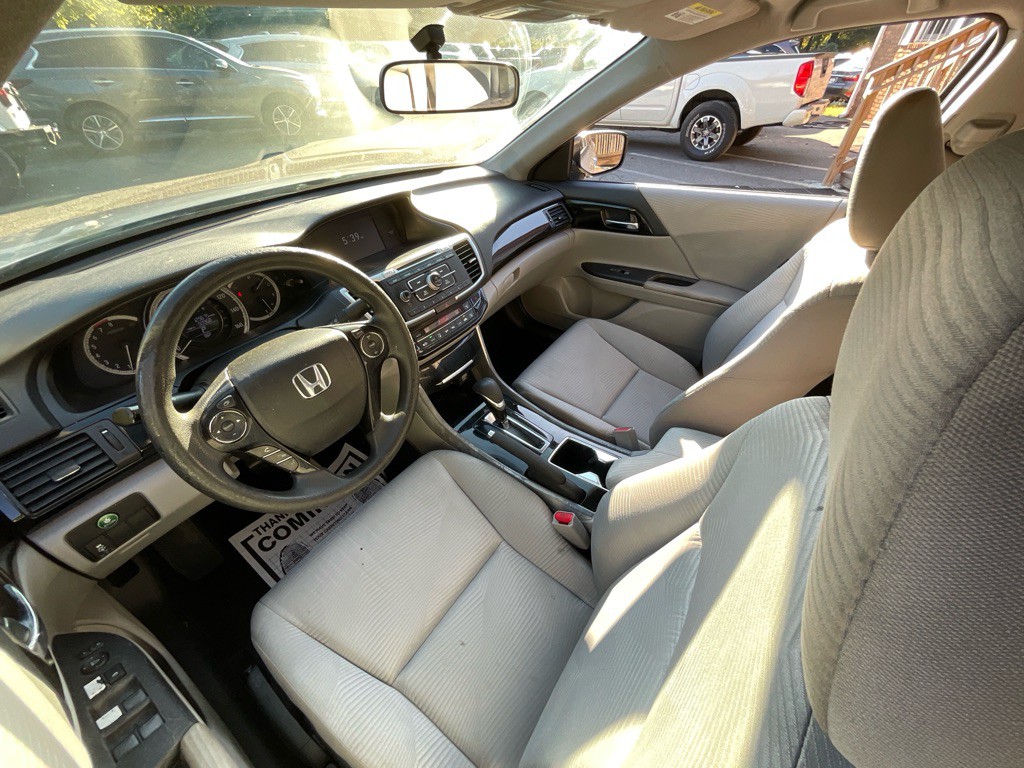 2017 Honda Accord Image 13