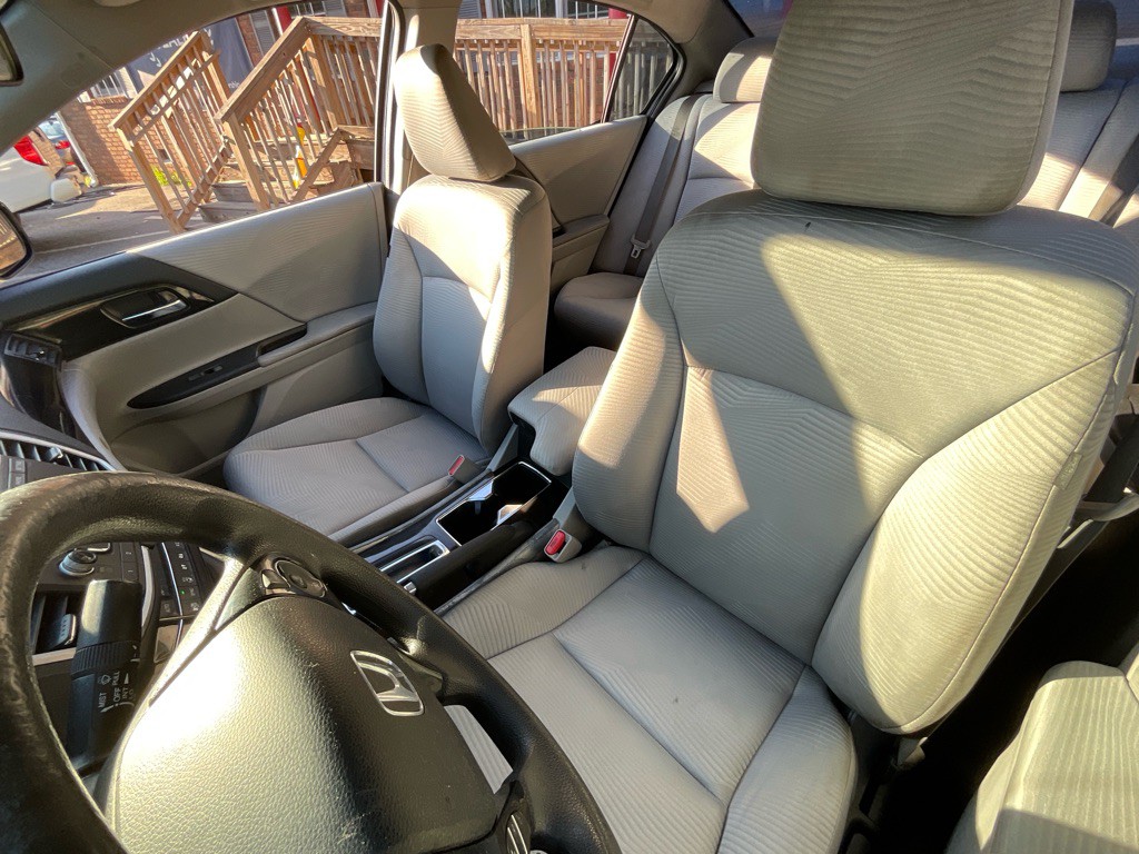 2017 Honda Accord Image 14