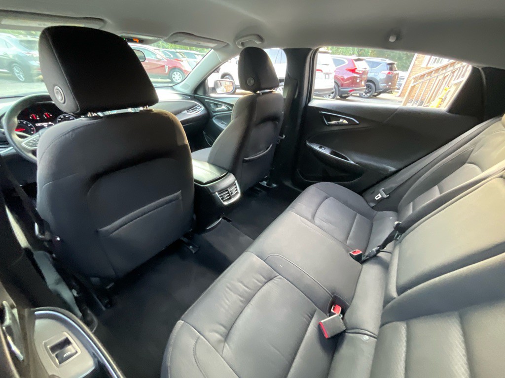 2018 Chevrolet Malibu Image 28