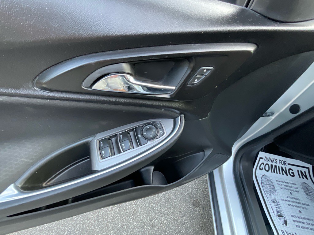 2018 Chevrolet Malibu Image 39