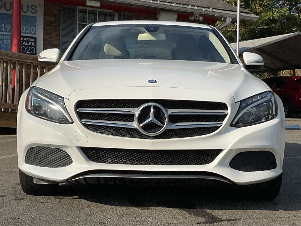 2015 Mercedes-Benz C-Class Image 2