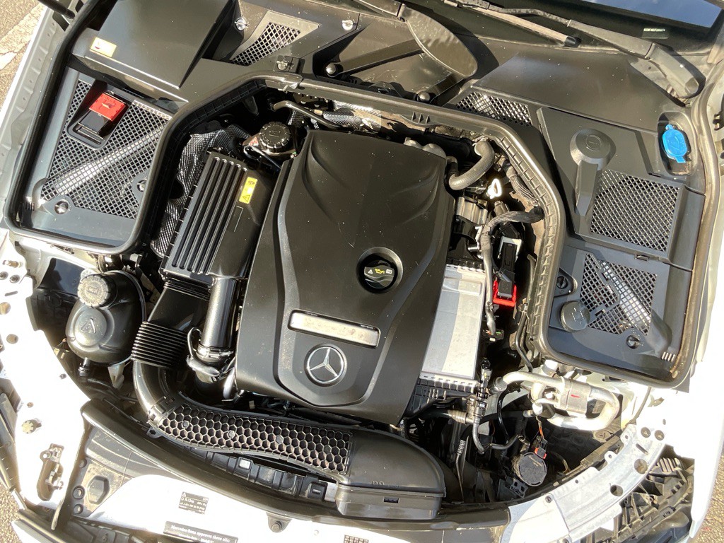 2015 Mercedes-Benz C-Class Image 13