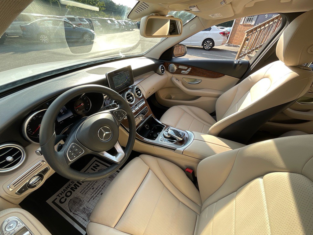 2015 Mercedes-Benz C-Class Image 15