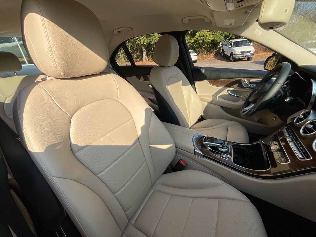 2015 Mercedes-Benz C-Class Image 19