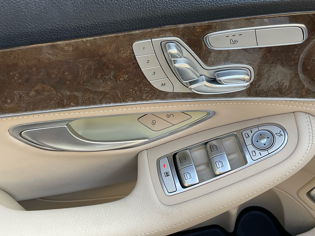 2015 Mercedes-Benz C-Class Image 36