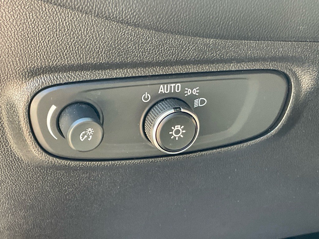 2018 Chevrolet Equinox Image 39