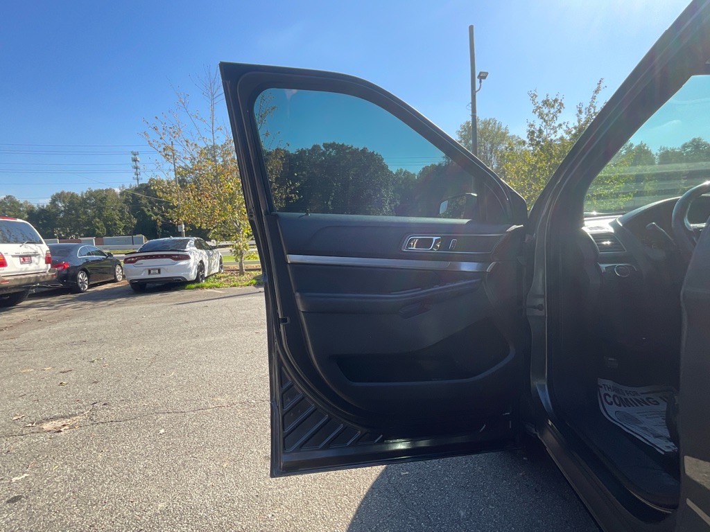 2018 Ford Explorer Image 35