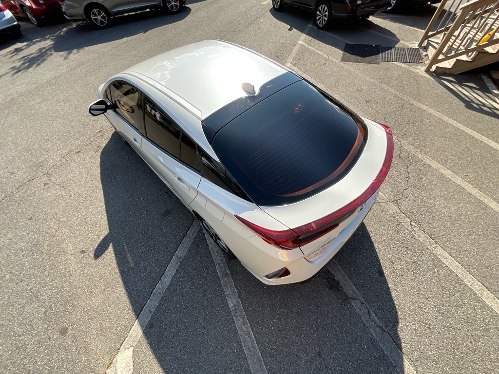 2018 Toyota Prius Image 11