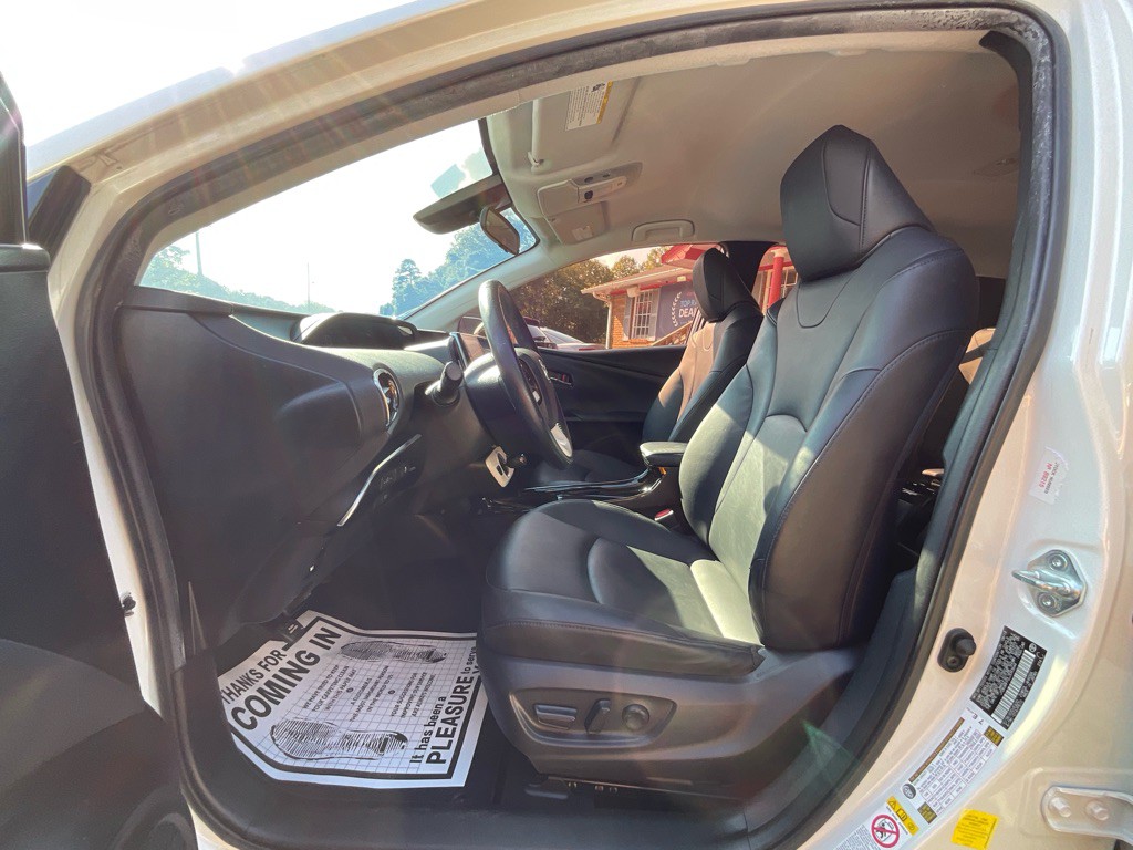 2018 Toyota Prius Image 14