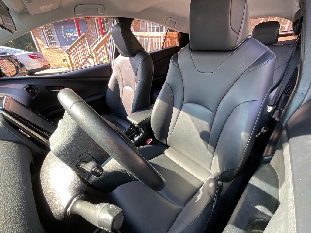 2018 Toyota Prius Image 16