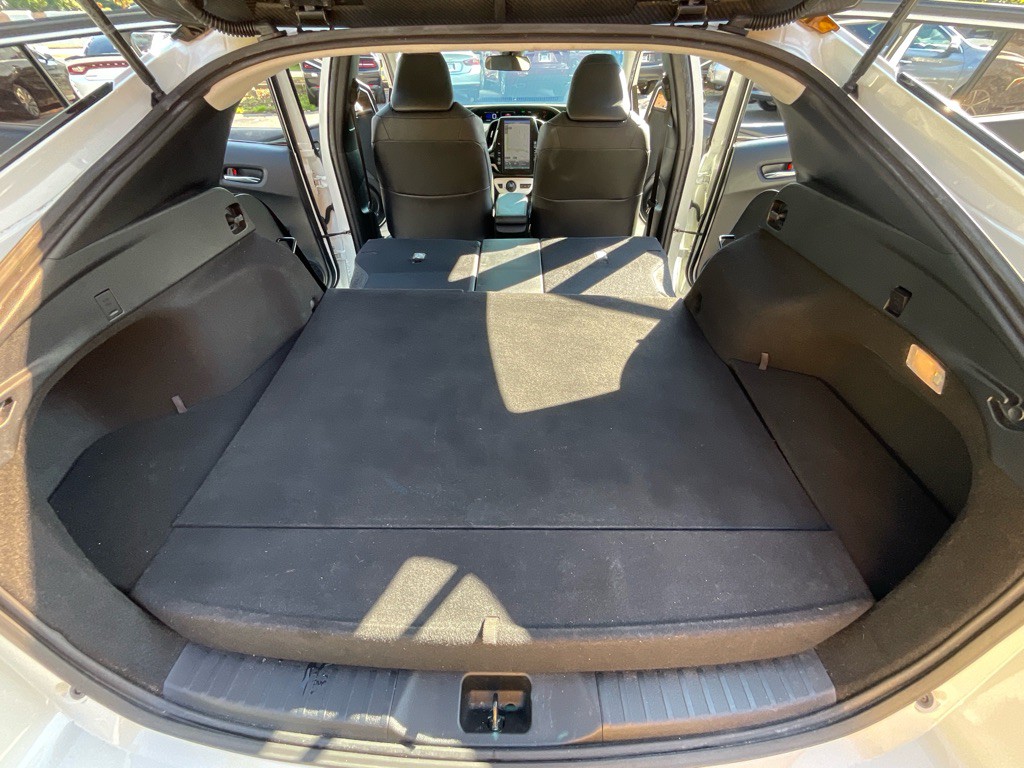 2018 Toyota Prius Image 38