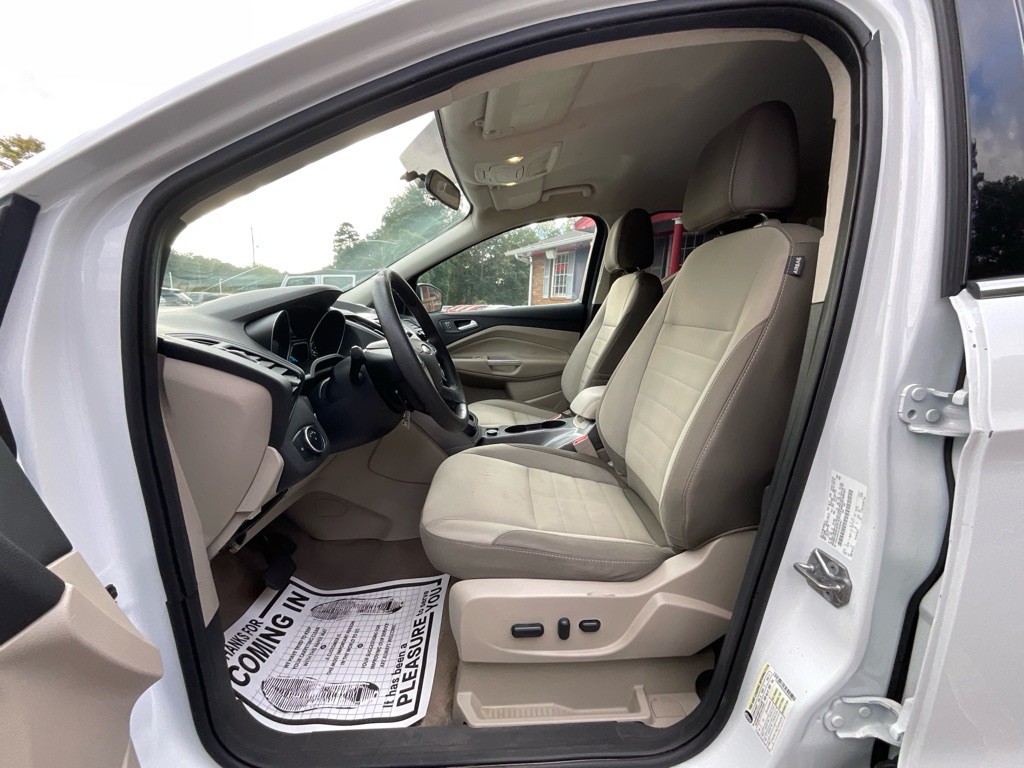 2016 Ford Escape Image 12