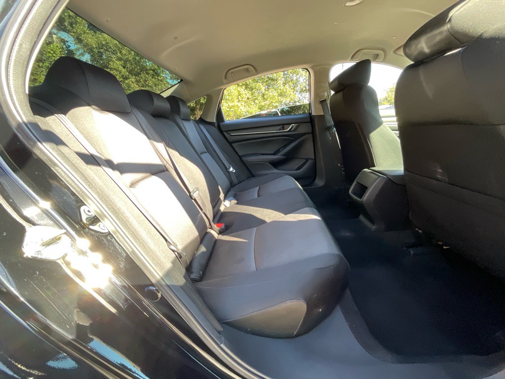 2020 Honda Accord Image 27