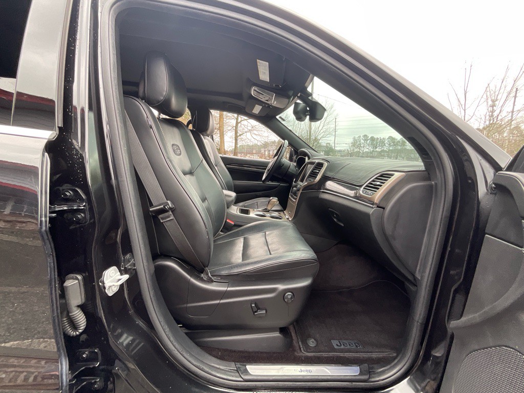 2016 Jeep Grand Cherokee Image 17