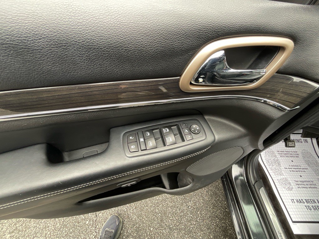 2016 Jeep Grand Cherokee Image 43