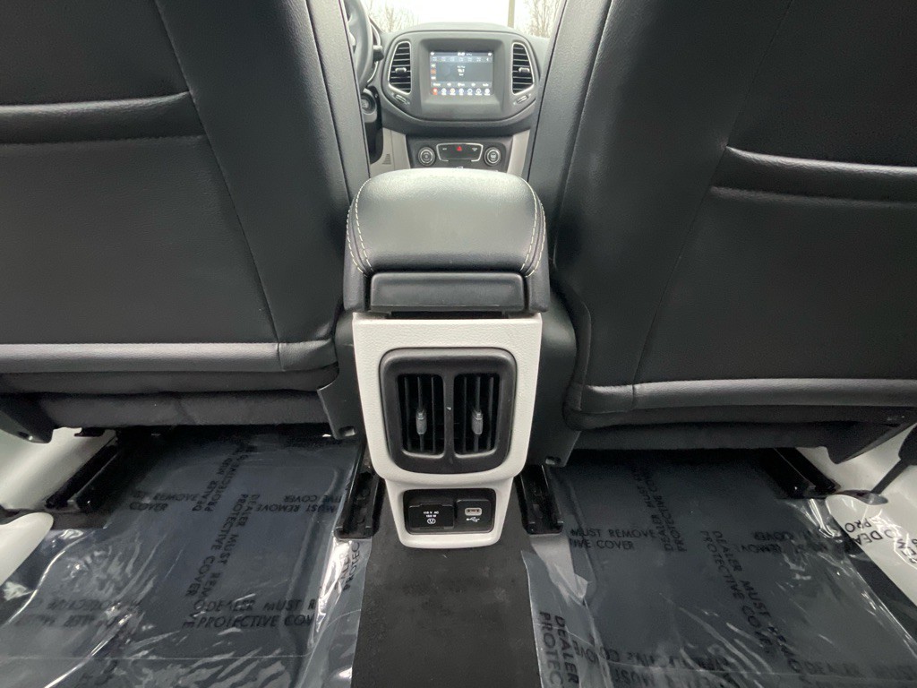 2019 Jeep Compass Image 35