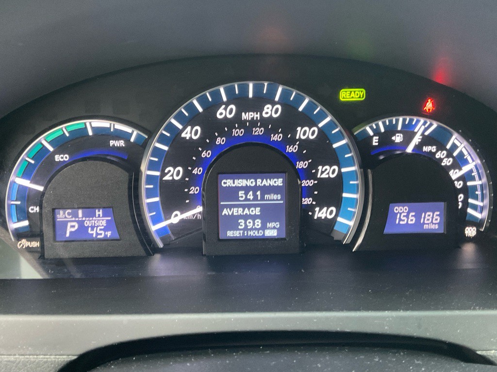 2013 Toyota Camry Image 24