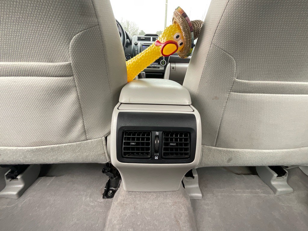 2013 Toyota Camry Image 32