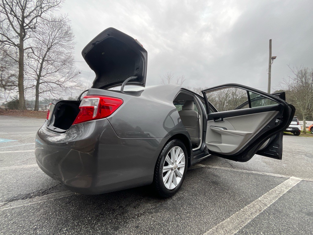 2013 Toyota Camry Image 33