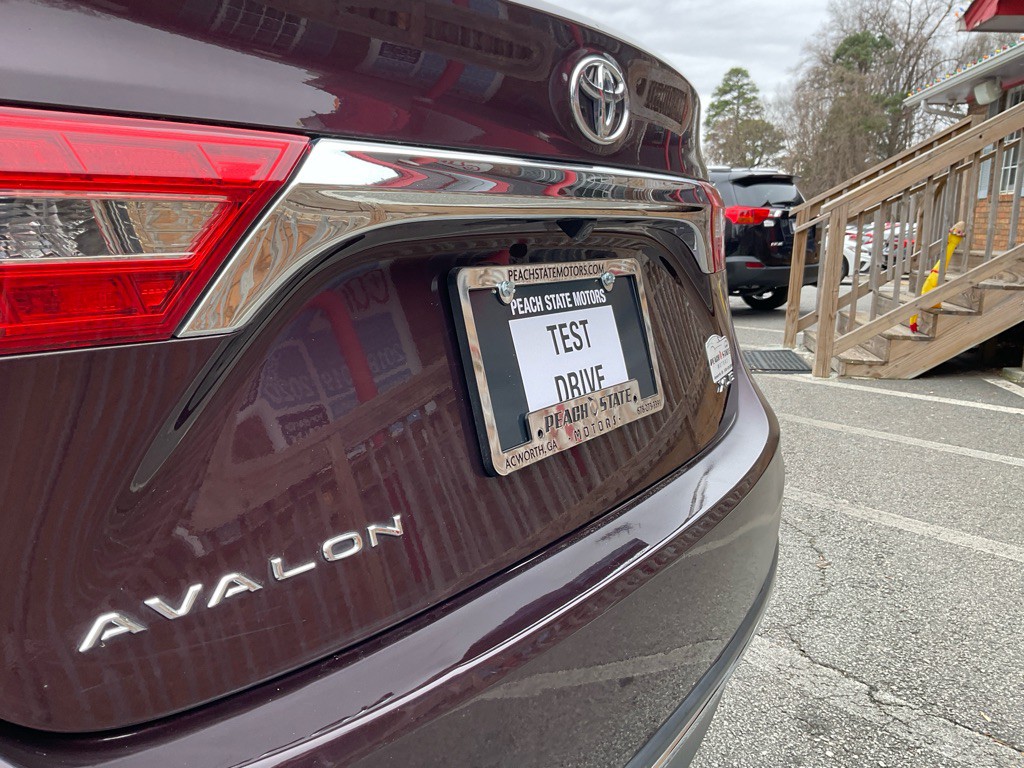 2018 Toyota Avalon Image 9