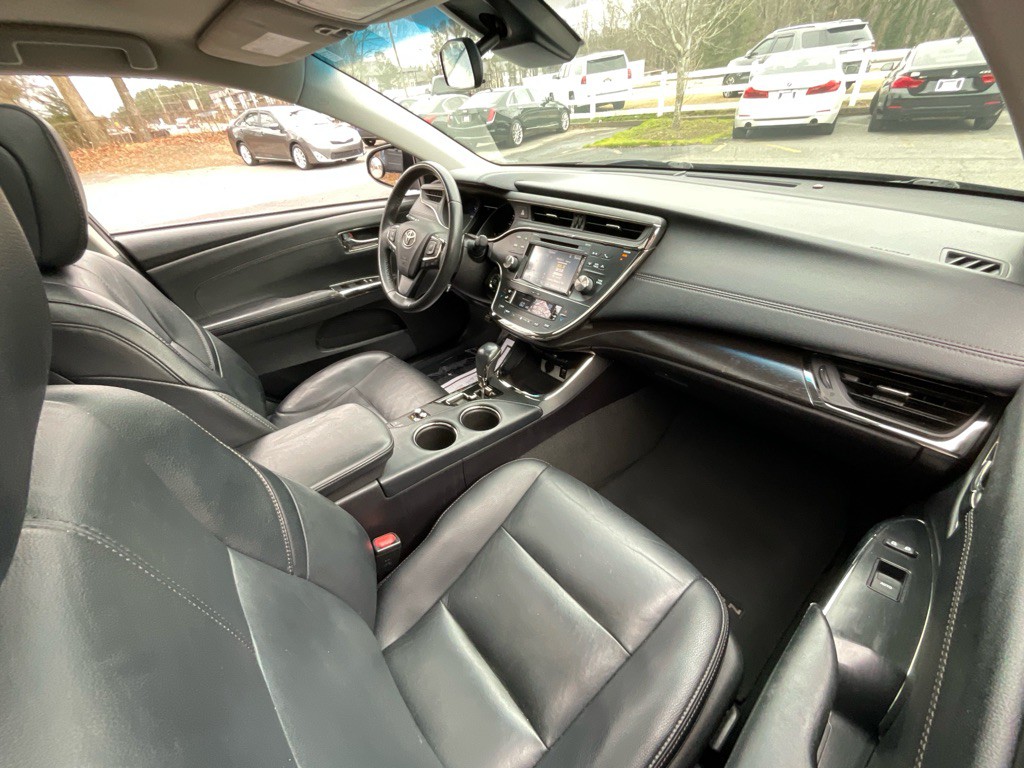 2018 Toyota Avalon Image 18