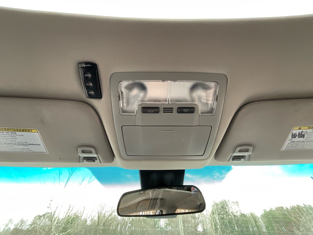 2018 Toyota Avalon Image 26