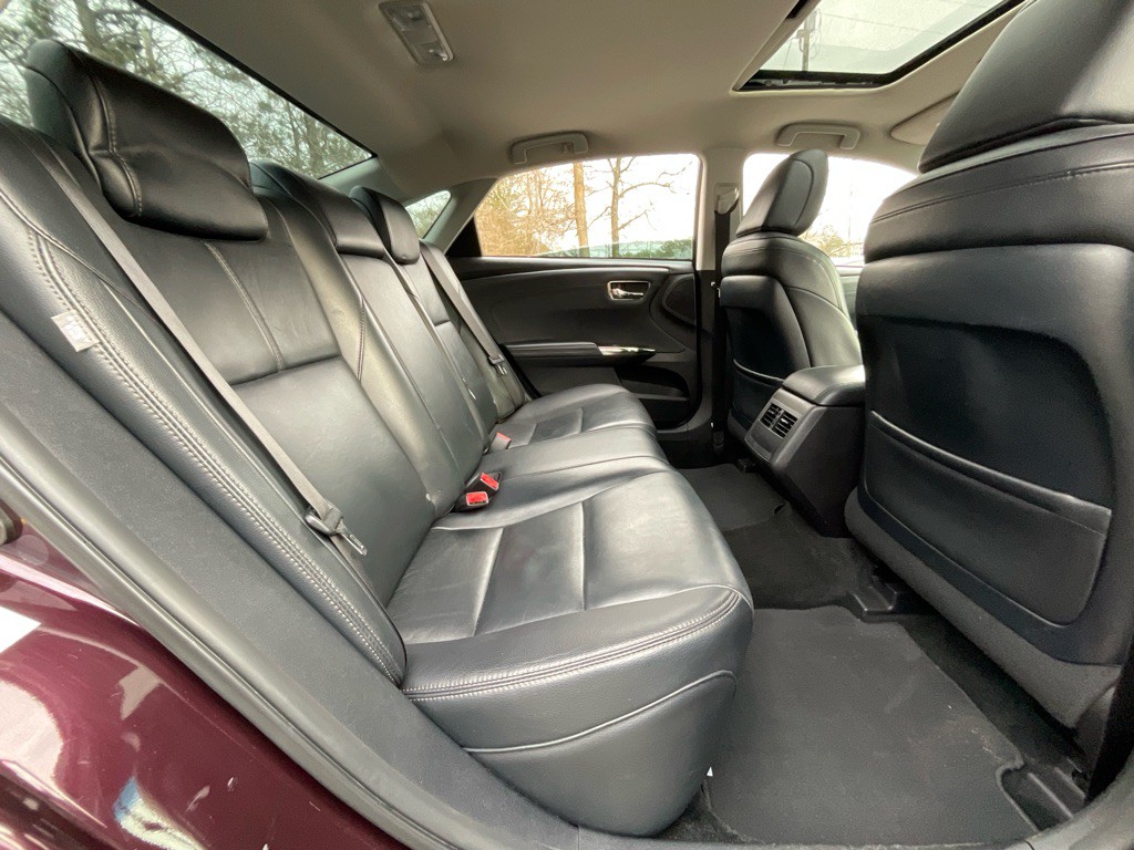 2018 Toyota Avalon Image 31