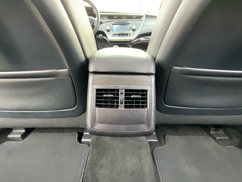 2018 Toyota Avalon Image 35