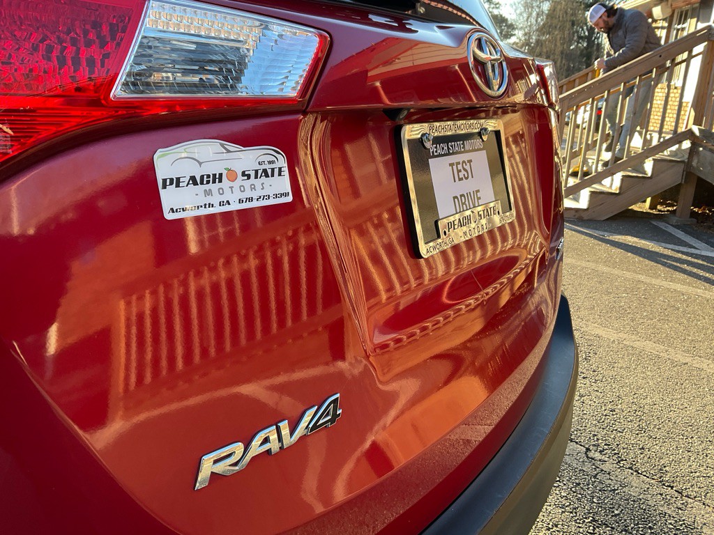 2015 Toyota Rav4 Image 9