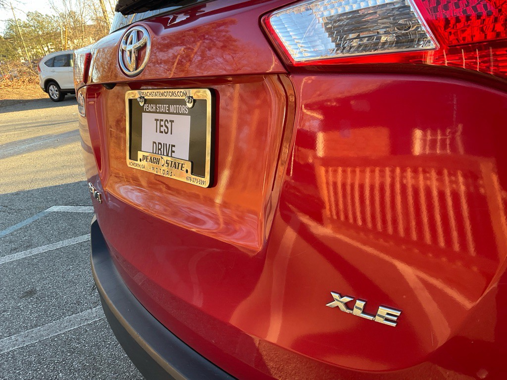 2015 Toyota Rav4 Image 10