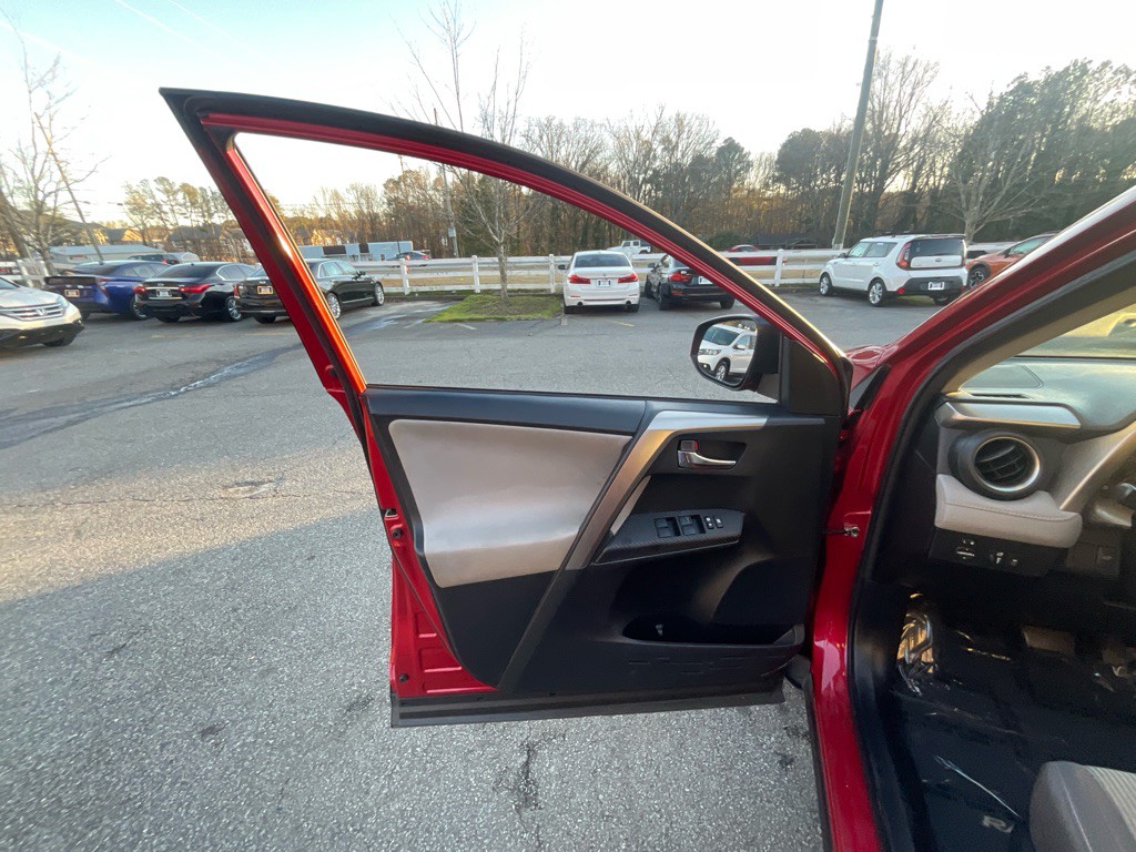 2015 Toyota Rav4 Image 41