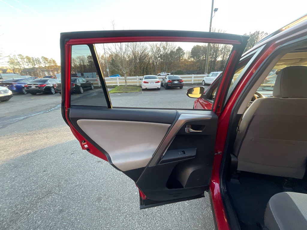 2015 Toyota Rav4 Image 44