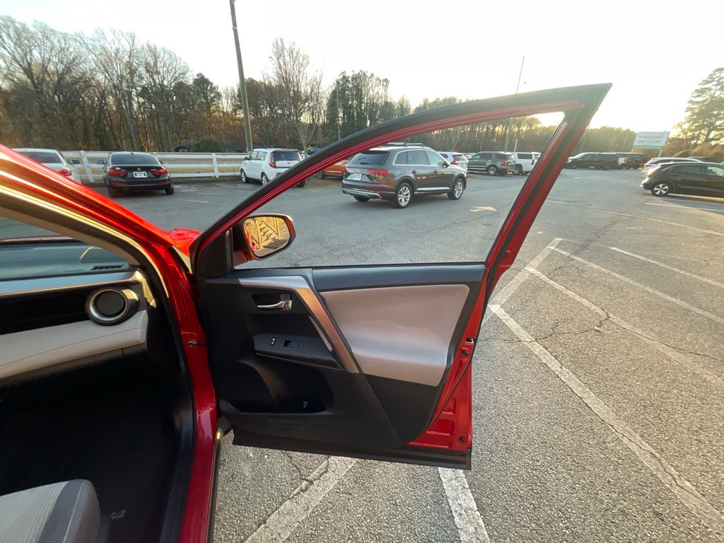 2015 Toyota Rav4 Image 45