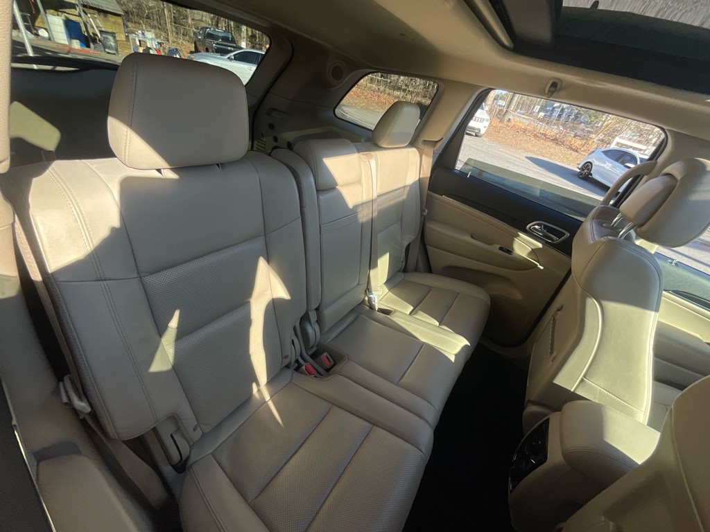 2020 Jeep Grand Cherokee Image 34