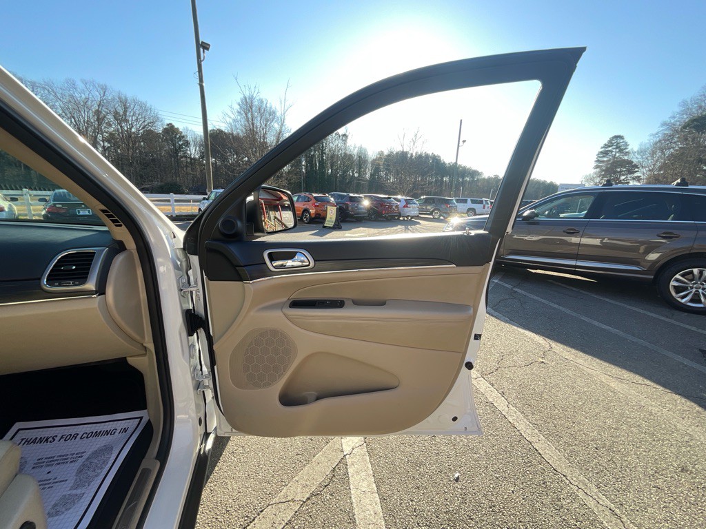 2020 Jeep Grand Cherokee Image 47