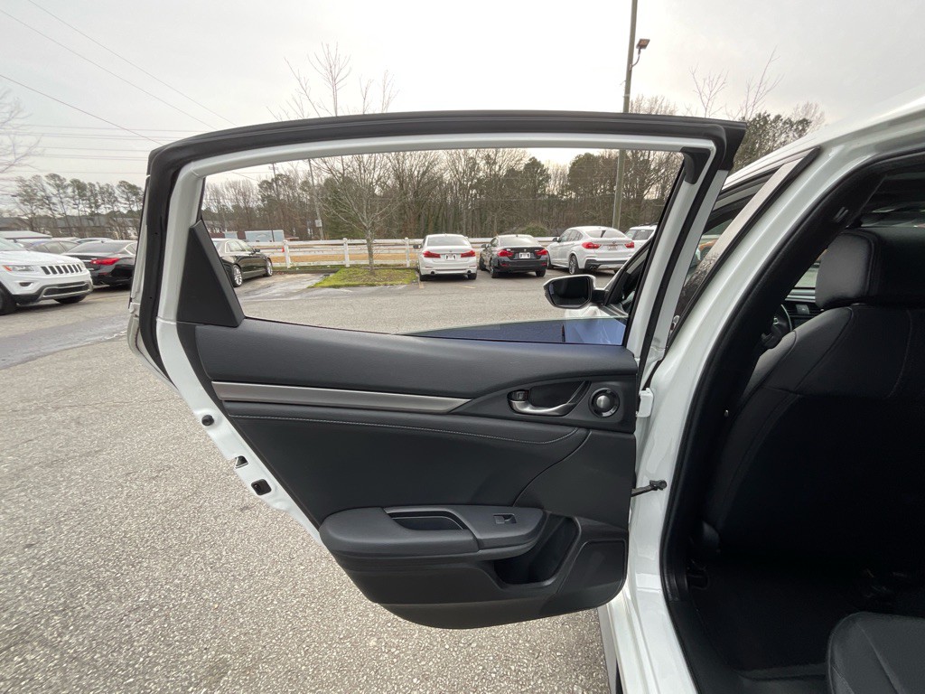 2018 Honda Civic Image 43