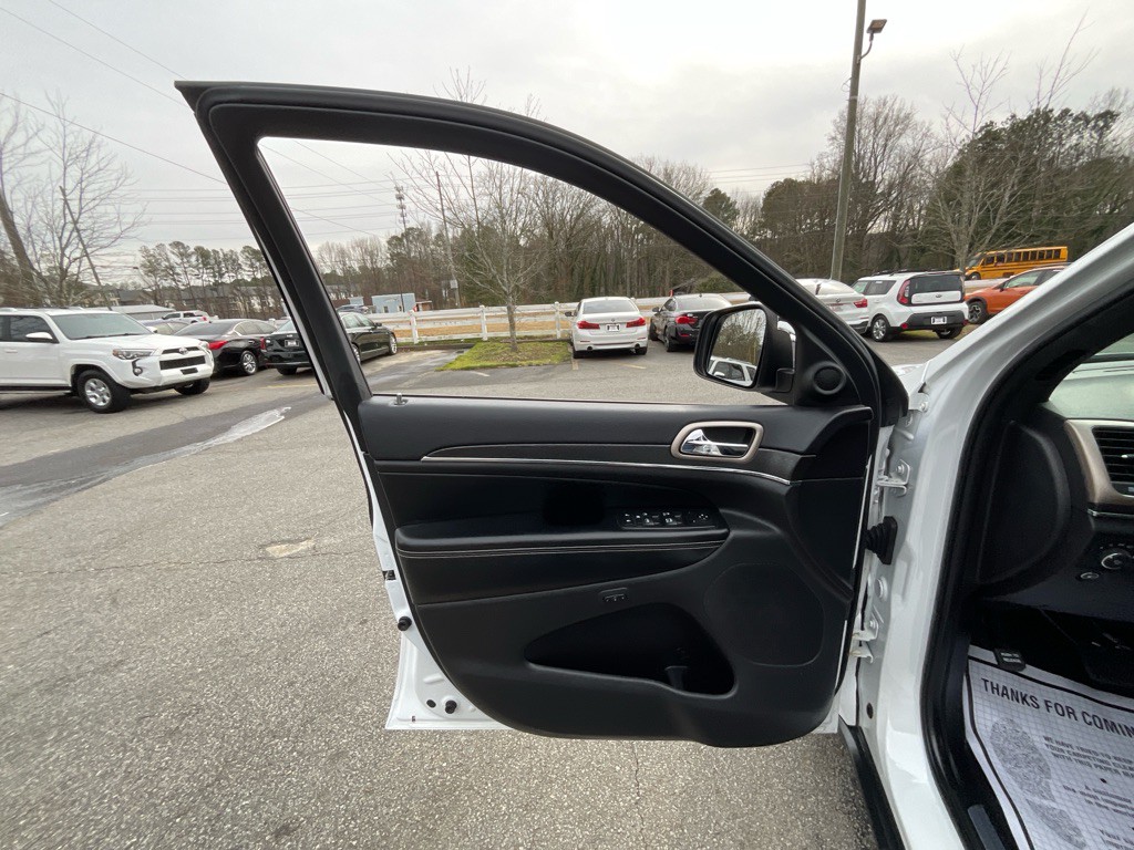 2016 Jeep Grand Cherokee Image 39