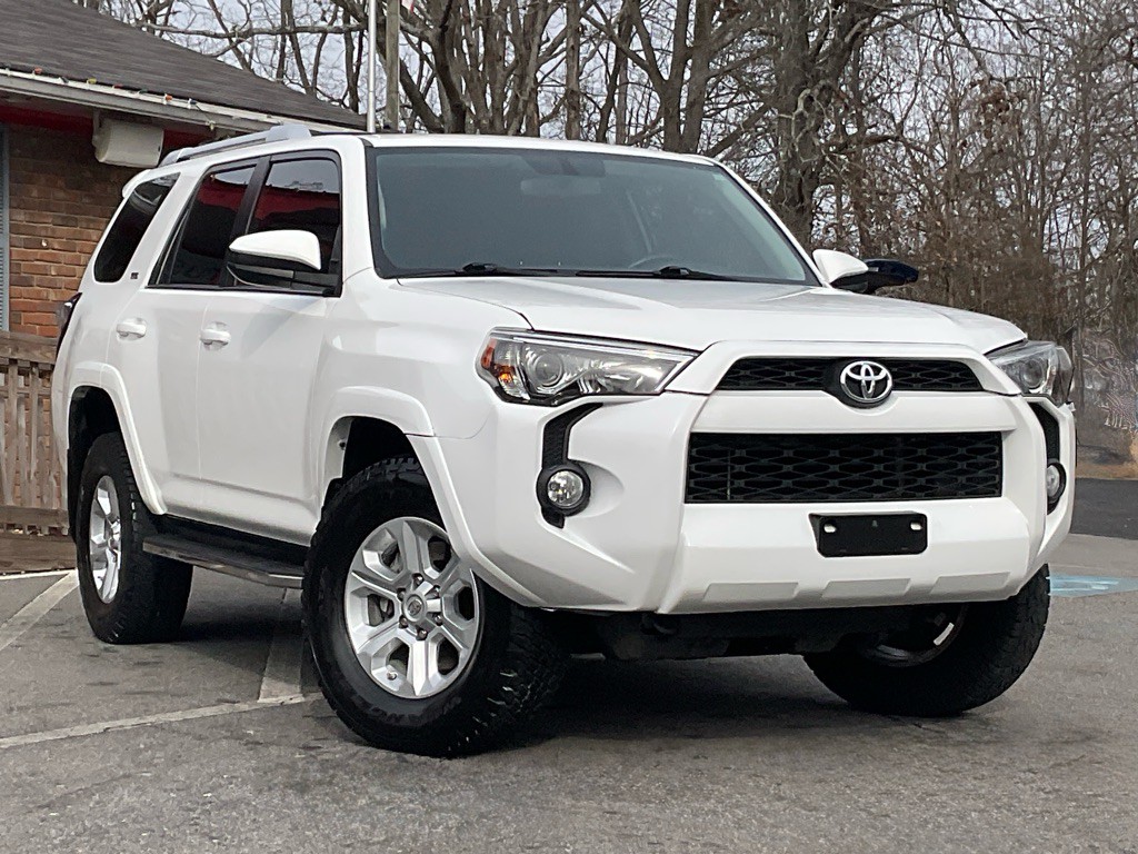 2018 Toyota 4Runner Image 3