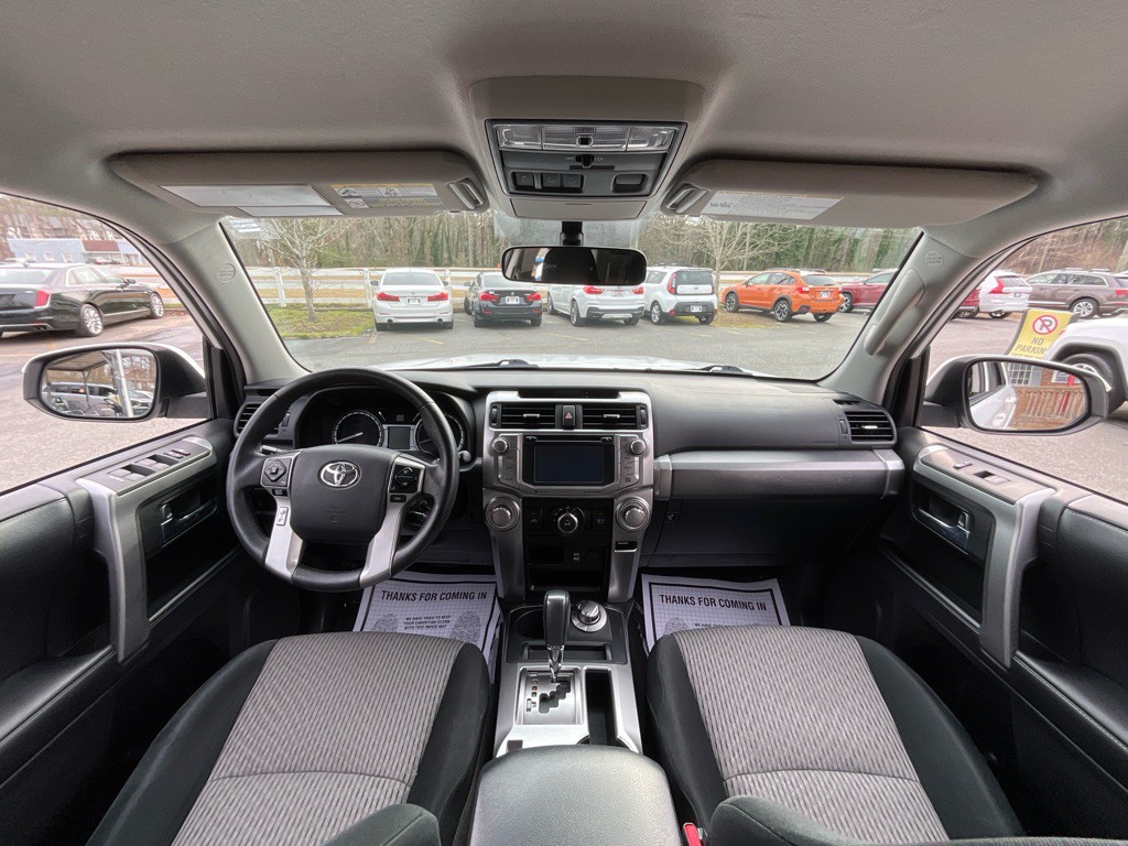 2018 Toyota 4Runner Image 19