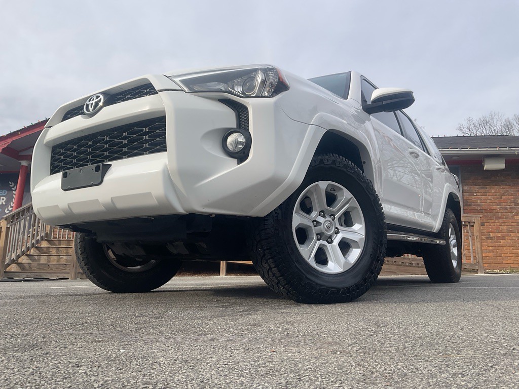2018 Toyota 4Runner Image 43