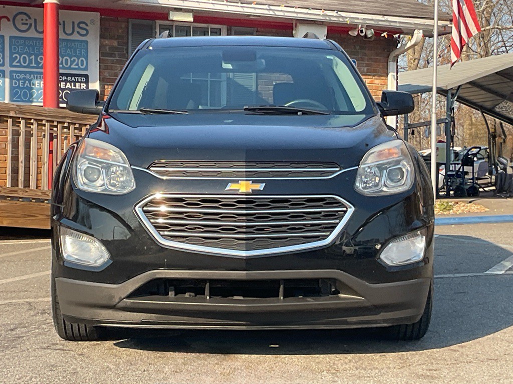 2017 Chevrolet Equinox Image 2